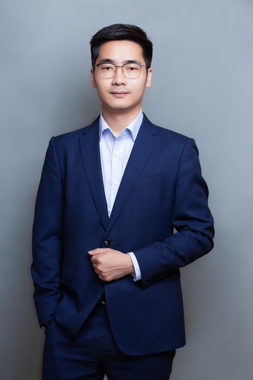 阮建安 视觉与舞美负责人